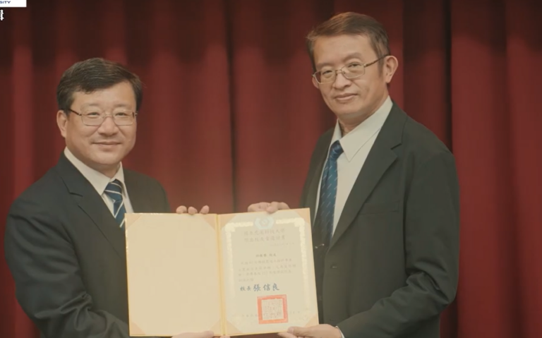 邱俊榮